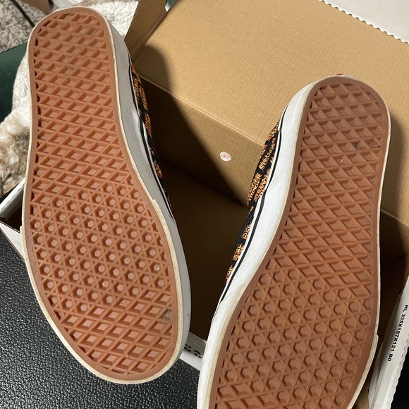 Stranger things vans slip ons 10.5 - Picture 6 of 6
